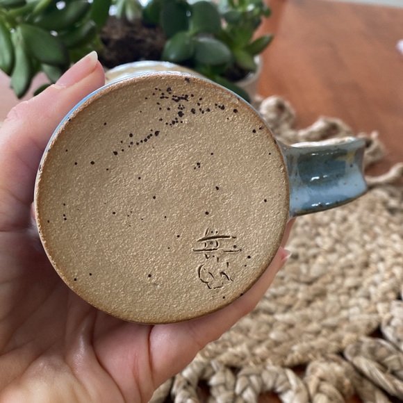 Handmade Pottery Mug - Picture 3 of 6